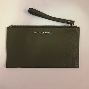 Michael Kors Wristlet